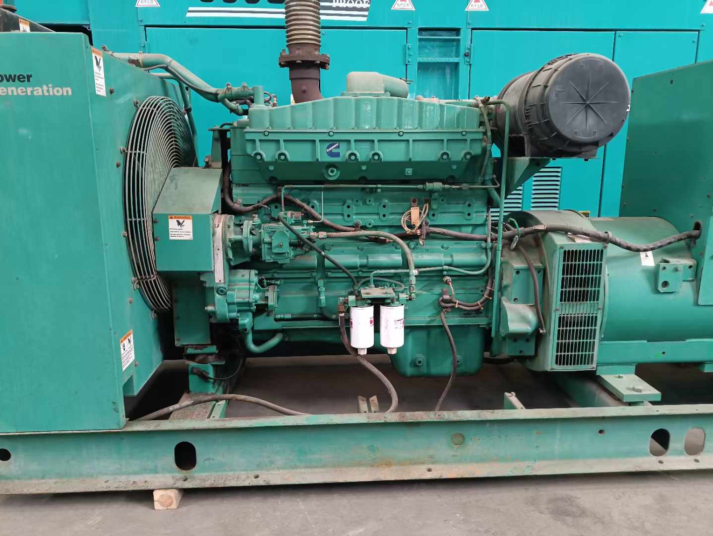 刚察过载会对 600kW 柴油发电机组造成哪些损害?